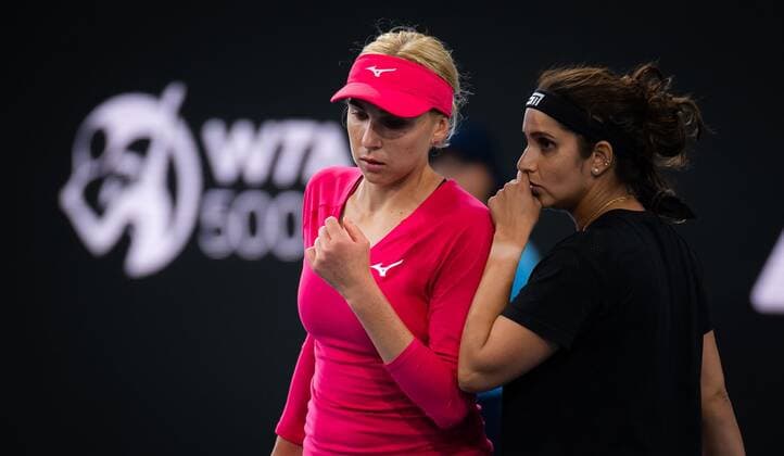 Mandatory Credit: Photo by Rob Prange Shutterstock (12683874ch) Sania Mirza of India & Nadiia Kichenok of Ukraine during the doubles semi-final at the 2022 Adelaide International WTA, Tennis Damen 500 tennis tournament Adelaide International, Tennis, Memorial Drive Tennis Centre, Adelaide, Australia - 07 Jan 2022 Adelaide International, Tennis, Memorial Drive Tennis Centre, Adelaide, Australia - 07 Jan 2022  Copyright: xRobxPrange Shutterstockx 12683874ch