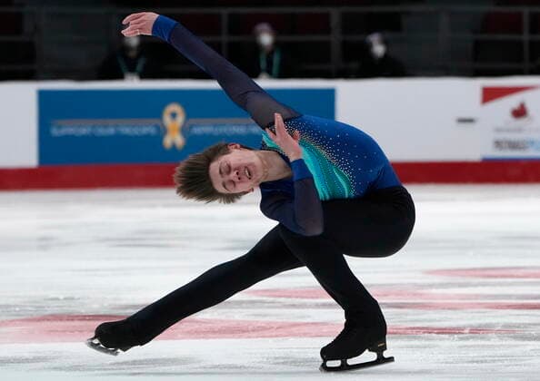 January 7, 2022, Ottawa, ON, Canada: Roman Sadovsky performs his routine during the senior men s short program at the National Skating Championships, Friday, January 7, 2022 in Ottawa. Roman Sadovsky  - ZUMAc35_ 20220107_zaf_c35_105 Copyright: xAdrianxWyldx