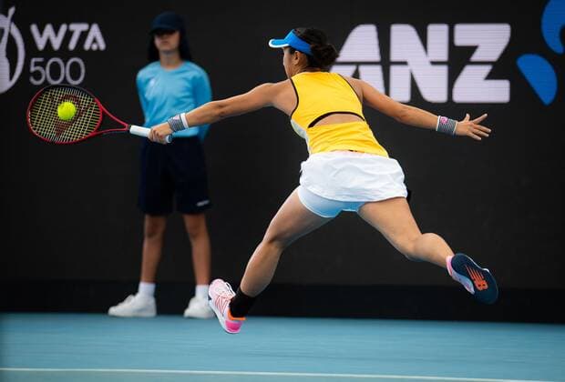 Mandatory Credit: Photo by Rob Prange Shutterstock (12683875z) Misaki Doi of Japan in action during the semi-final at the 2022 Adelaide International WTA, Tennis Damen 500 tennis tournament Adelaide International, Tennis, Memorial Drive Tennis Centre, Adelaide, Australia - 08 Jan 2022 Adelaide International, Tennis, Memorial Drive Tennis Centre, Adelaide, Australia - 08 Jan 2022  Copyright: xRobxPrange Shutterstockx 12683875z