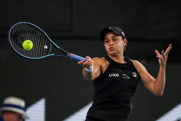 TENNIS ADELAIDE INTERNATIONAL, Ash Barty of Australia during her Semi Final match against Iga Swiatek of Poland on Day 6 of the the Adelaide International Tennis Tournament, at Memorial Drive, in Adelaide, Saturday, January 8, 2022. ( NO ARCHIVING, EDITORIAL USE ONLY, NO USE IN BOOKS WITHOUT CONSENT ADELAIDE SA AUSTRALIA  Copyright: xMATTxTURNERx 20220108001611732393