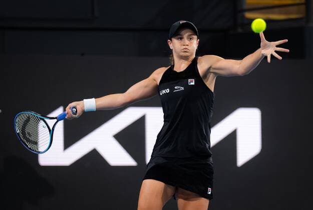 Mandatory Credit: Photo by Rob Prange Shutterstock (12683875cc) Ashleigh Barty of Australia in action during the semi-final of the 2022 Adelaide International WTA, Tennis Damen 500 tennis tournament Adelaide International, Tennis, Memorial Drive Tennis Centre, Adelaide, Australia - 08 Jan 2022 Adelaide International, Tennis, Memorial Drive Tennis Centre, Adelaide, Australia - 08 Jan 2022  Copyright: xRobxPrange Shutterstockx 12683875cc
