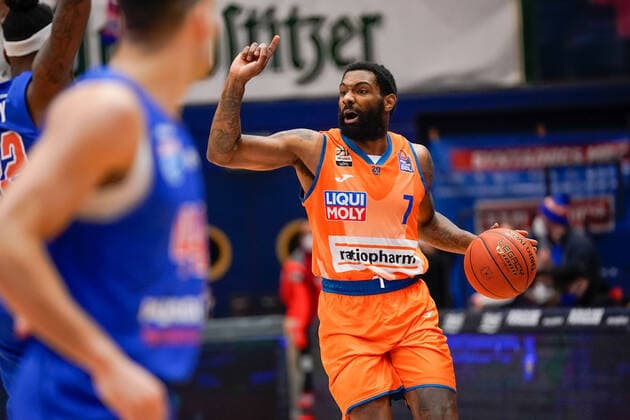 Sindarius Thornwell (Ulm, 7), Syntainics MBC vs. Ratiopharm Ulm, Basketball Bundesliga, Maenner, 2021 2022, 14. Spieltag, , 08.01.2022, Syntainics MBC vs. Ratiopharm Ulm, Basketball Bundesliga, Maenner, 2021 2022, 14. Spieltag, , 08.01.2022, Weissenfels Copyright: xEibner-Pressefoto EckehardxSchulzx EP_EER