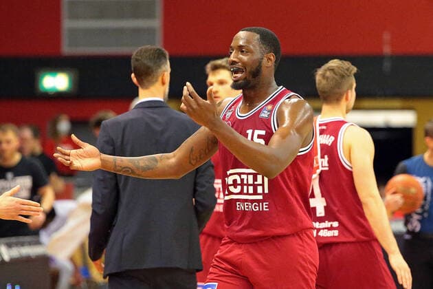 08.01.2022, xovx, Basketball 1. Bundesliga, easy Credit BBL, JobStairs Gießen 46ers - BG Göttingen Jalon Miller (Gießen 46ers) enttäuscht, enttäuscht schauend Gießen Sporthalle Ost Hessen Deutschland (DE)