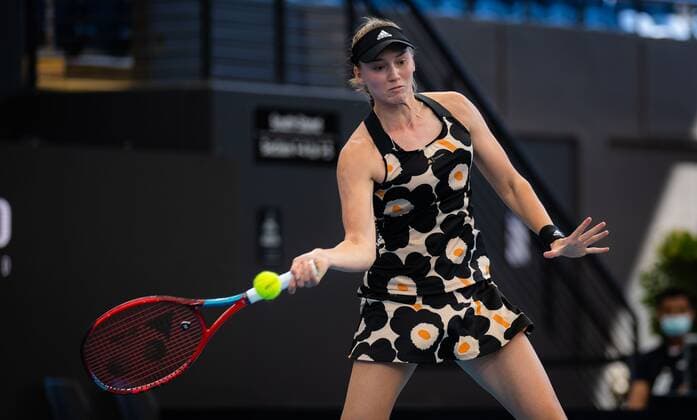 Mandatory Credit: Photo by Rob Prange Shutterstock (12683876a) Elena Rybakina of Kazakhstan in action during the final of the 2022 Adelaide International WTA, Tennis Damen 500 tennis tournament Adelaide International, Tennis, Memorial Drive Tennis Centre, Adelaide, Australia - 09 Jan 2022 Adelaide International, Tennis, Memorial Drive Tennis Centre, Adelaide, Australia - 09 Jan 2022  Copyright: xRobxPrange Shutterstockx 12683876a