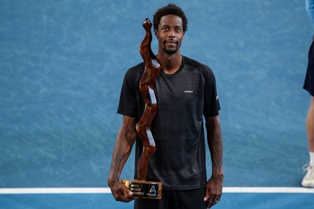 Bilder des Jahres 2022, Sport 01 Januar Sport Themen der Woche KW01 TENNIS ADELAIDE INTERNATIONAL, Gael Monfils of France celebrates victory with his trophy after his match with Karen Khachanov of Russia in the Final of the the Adelaide International Tennis Tournament, at Memorial Drive, in Adelaide, Sunday, January 9, 2022. ( NO ARCHIVING, EDITORIAL USE ONLY, NO USE IN BOOKS WITHOUT CONSENT ADELAIDE SA AUSTRALIA  Copyright: xMATTxTURNERx 20220109001611975260