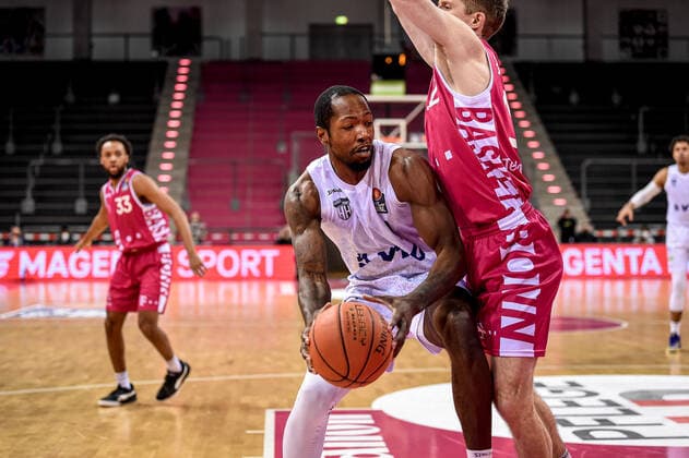 easyCredit BBL, Telekom Baskets Bonn vs. Hamburg Towers, 09.01.2022 Zachary Brown (Hamburg Towers 1), easyCredit BBL, Telekom Baskets Bonn vs. Hamburg Towers am 09.01.2022 im Telekom Dome Bonn, Bonn (Nordrhein-Westfalen) Copyright: xBEAUTIFULxSPORTS Mueller-Laschetx