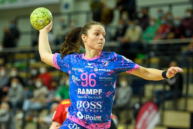 Halle, Deutschland 11. September 2021: 1.HBL - Frauen - 2021 2022 - SV Union Halle-Neustadt Wildcats vs. Metzingen Dagmar Nocun (Metzingen) SWH.arena Sachsen-Anhalt Copyright: xFotostandx xBallaschx