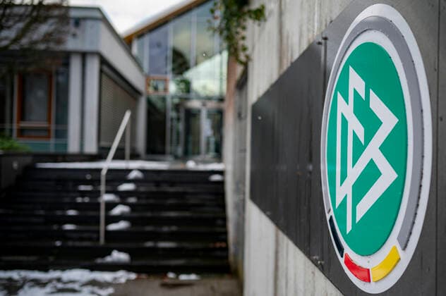 DFB Zentrale in der Otto-Fleck-Schneise in Frankfurt am 08.01.2022 Copyright: xChristopherxNeundorfx