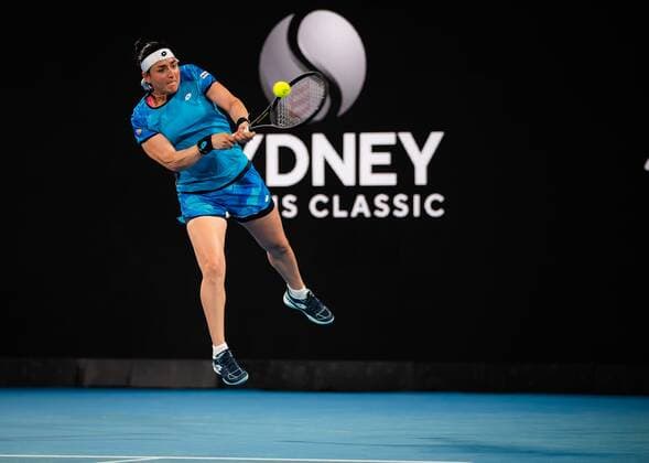 Mandatory Credit: Photo by Rob Prange Shutterstock (12750051eb) Ons Jabeur of Tunisia in action during the first round of the 2022 Sydney Tennis Classic WTA, Tennis Damen 500 tennis tournament 2022 Sydney Tennis Classic Day 1 - 10 Jan 2022 2022 Sydney Tennis Classic Day 1 - 10 Jan 2022  Copyright: xRobxPrange Shutterstockx 12750051eb