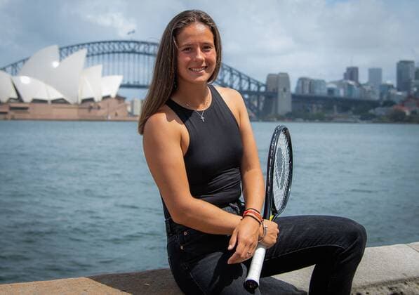 Mandatory Credit: Photo by Rob Prange Shutterstock (12750372p) Daria Kasatkina of Russia visits the Sydney Botanical Gardens during the 2022 Sydney Tennis Classic WTA, Tennis Damen 500 tennis tournament Sydney Tennis Classic, Day 2, Tennis, Olympic Park, Sydney, Australia - 11 Jan 2022 Sydney Tennis Classic, Day 2, Tennis, Olympic Park, Sydney, Australia - 11 Jan 2022 Copyright: xRobxPrange Shutterstockx 12750372p