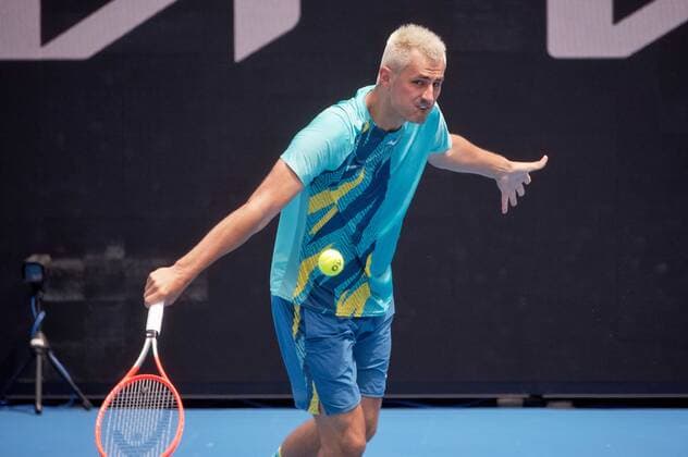 TENNIS AUSTRALIAN OPEN QUALIFIER, Australia?s Bernard Tomic is seen in action during his match against Russia?s Roman Safiullin during their Open Qualifying match at Kia Arena in Melbourne Park, Melbourne, Tuesday, January 11, 2022. ( NO ARCHIVING, EDITORIAL USE ONLY, NO USE IN BOOKS WITHOUT CONSENT Melbourne VIC AUSTRALIA  Copyright: xLUISxASCUIx 0147007331st
