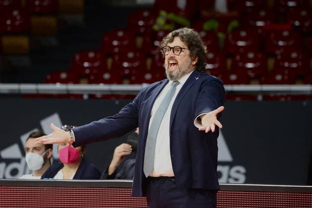 Bayerns - Head Coach Andrea TRINCHIERI. Basketball, FC Bayern - Kaunas, am 11.01.2022, Basketball Euroleague, FC Bayern Basketball - Zalgiris Kaunas, Saison 2021-2022, in Muenchen, A U D I D O M E, Deutschland. Quelle Copyright Credit : Oryk HAIST