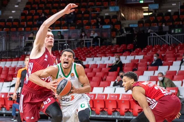 Leon Radosevic 43 (FC Bayern), Nick Weiler-Babb 0 (FC Bayern), FC Bayern Basketball vs. Zalgiris Kaunas, Euroleague, 11.01.2022 Muenchen Bayern Deutschland