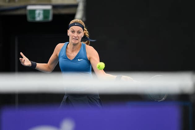 SYDNEY, AUSTRALIA - JANUARY 12: Petra Kvitova of the Czech Republic plays a forehand during the Sydney Classic Tennis match between Petra Kvitova of the Czech Republic and Ons Jabeur of Tunisia at Ken Rosewall Arena on January 12, 2022 in Sydney, Australia. (Photo by Steven Markham Icon Sportswire) TENNIS: JAN 12 Sydney Classic Icon2201120036