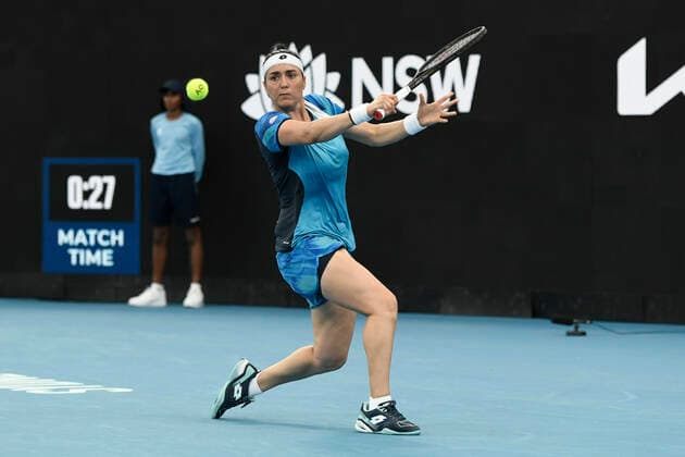 12th January 2022: Ken Rosewall Arena, Sydney Olympic Park, Sydney, Australia; Sydney Tennis Classic, Day 4: Ons Jabeur of Tunisia hits a backhand to Petra Kvitova of Czechoslovakia  ActionPlus12355574 NigelxOwen