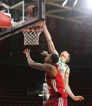Deshaun Thomas (Bayern Basketball, 1) punktet GER, FC Bayern Basketball vs. BC Zalgiris Kaunas, Basketball, EuroLeague, Saison 2021 2022, 11.01.2022, GER, FC Bayern Basketball vs. BC Zalgiris Kaunas, Basketball, EuroLeague, Saison 2021 2022, 11.01.2022, Muenchen Copyright: xEIBNER MarcelxEngelbrechtx EP_EER