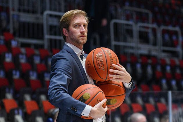 Olivier Foucart (Assistenztrainer, Assistant Coach, BG Goettingen), Niners Chemnitz vs. BG Goettingen, easycredit Basketball Bundesliga, 12.01.2022 Niners Chemnitz vs. BG Goettingen, easycredit Basketball Bundesliga, 12.01.2022 Chemnitz Copyright: xBertxHarzer xEibner-xPressefotox