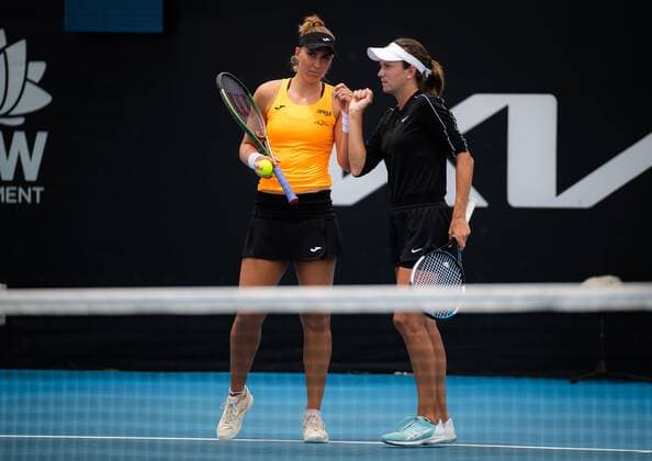 Mandatory Credit: Photo by Rob Prange Shutterstock (12751288bo) Beatriz Haddad Maia of Brazil & Anna Danilina of Kazakhstan playing doubles at the 2022 Sydney Tennis Classic WTA, Tennis Damen 500 tennis tournament Sydney Tennis Classic, Day 4, Tennis, Olympic Park, Sydney, Australia - 13 Jan 2022 Sydney Tennis Classic, Day 4, Tennis, Olympic Park, Sydney, Australia - 13 Jan 2022  Copyright: xRobxPrange Shutterstockx 12751288bo