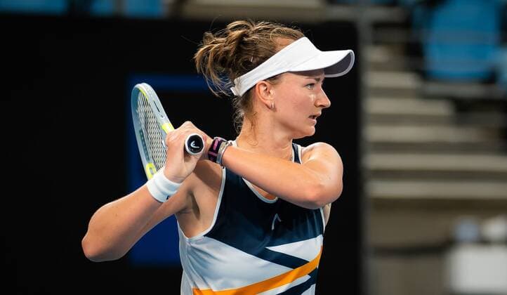 Mandatory Credit: Photo by Rob Prange Shutterstock (12751288bw) Barbora Krejcikova of the Czech Republic in action during the quarter-final of the 2022 Sydney Tennis Classic WTA, Tennis Damen 500 tennis tournament Sydney Tennis Classic, Day 4, Tennis, Olympic Park, Sydney, Australia - 13 Jan 2022 Sydney Tennis Classic, Day 4, Tennis, Olympic Park, Sydney, Australia - 13 Jan 2022  Copyright: xRobxPrange Shutterstockx 12751288bw