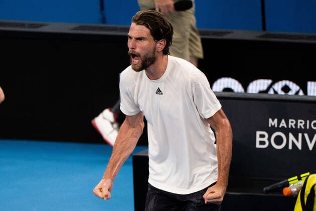 Tennis, ATP-Turnier in Sydney SYDNEY TENNIS CLASSIC, Maxime Cressy of USA celebrates victory after winning his round of 32 match against DuÅ¡an LajoviÄ? of Serbia on Day 4 of the Sydney Tennis Classic at Ken Rosewall Arena, in Sydney, Thursday, January 13, 2022. ( NO ARCHIVING, EDITORIAL USE ONLY, NO USE IN BOOKS WITHOUT CONSENT SYDNEY NSW AUSTRALIA  Copyright: xJAMESxGOURLEYx 20220113001613004654