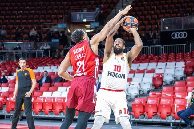 Augustine Rubit 21 (FC Bayern), Will Thomas 10 (AS Monaco Basket), FC Bayern Basketball vs. AS Monaco Basket, Euroleague, 13.01.2022 Muenchen Bayern Deutschland