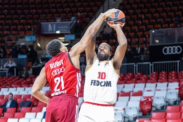 Augustine Rubit 21 (FC Bayern), Will Thomas 10 (AS Monaco Basket), FC Bayern Basketball vs. AS Monaco Basket, Euroleague, 13.01.2022 Muenchen Bayern Deutschland