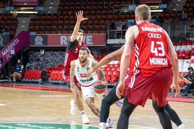 Vladimir Lucic 11 (FC Bayern), Mike James 55 (AS Monaco Basket), FC Bayern Basketball vs. AS Monaco Basket, Euroleague, 13.01.2022 Muenchen Bayern Deutschland