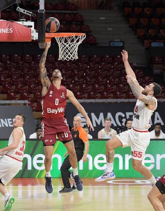 13.01.2022, xemx, Basketball Euroleague, FC Bayern Muenchen - AS Monaco emspor, v.l. Nick Weiler-Babb (FC Bayern Basketball) Muenchen