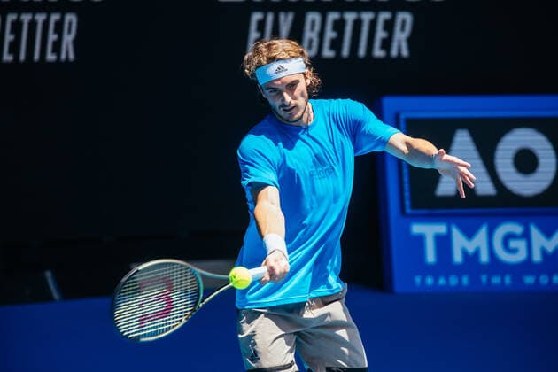 January 14, 2022: STEFANOS TSITSIPAS of Greece during a practice session ahead of the 2022 Australian Open at Melbourne Park on January 14, 2022 in Melbourne, Australia. - ZUMAp121 20220114_zsp_p121_050 Copyright: xChrisxPutnamx