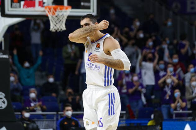 14th January 2021; Wizink Center; Madrid, Spain; Turkish Airlines Euroleague Basketball , Real Madrid versus Bitci Baskonia; Alberto Abalde (Real Madrid) celebrating the three points Madrid Madrid Spain Basketball Copyright: xAlbaxPachecox xAgenciaxLOFx