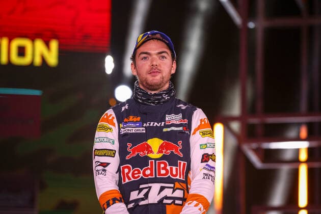 Walkner Matthias (aut), Red Bull KTM Factory Racing, KTM 450 Rally Factory Replica, Moto, W2RC, portrait, podium during the Podium Finish of the Dakar Rally 2022, on January 14th 2022 in Jeddah, Saudi Arabia - AUTO - DAKAR 2022 - PODIUM FINISH DPPI Panoramic  FGOO1493