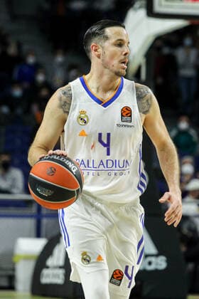 January 14, 2022, MADRID, MADRID, SPAIN: Thomas Heurtel of Real Madrid in action during Turkish Airlines Euroleague basketball match between Real Madrid and Bitci Baskonia Vitoria Gasteiz at Wizink Center on January 14, 2022 in Madrid, Spain. MADRID SPAIN - ZUMAa181 20220114_zaa_a181_019 Copyright: xIrinaxR.xHipolitox