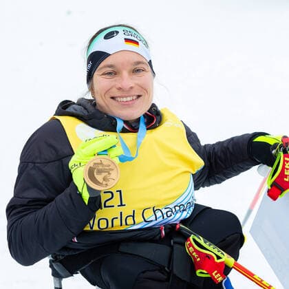 Bilder des Jahres 2022, Sport 01 Januar Sport Themen der Woche KW02 WICKER, ANJA, MTV Stuttgart 1843 ist Weltmeisterin im Para Biathlon Sprint World Para Snow Sports Championships 2022 Lillehammer (Norway) Impressionen Biathloin Sprint Allgemeine Informationen Erstmalig werden im Rahmen einer Para Ski WM die Sportarten Para Ski Alpin, Para Ski Nordisch und Para Snowboard gemeinsam ausgerichtet. Der Deutsche Behindertensportverband (DBS) entsendet Sportler*innen in allen drei Disziplinen des Para Wintersports. Über 750 Athleten werden an der WM in Norwegen teilnehmen, um sich noch einmal vor den im März beginnenden Paralympics 2022 in Peking auszutesten und miteinander zu messen. *** WICKER, ANJA, MTV Stuttgart 1843 is World Champion in Para Biathlon Sprint World Para Snow Sports Championships 2022 Lillehammer Norway Impressions Biathloin Sprint General Information For the first time, the sports Para Alpine Skiing, Para Nordic Skiing and Para Snowboard The German Disabled Sports Association DBS sends athletes in all three disciplines of Para Winter Sports Over 750 athletes will participate in the World Championships in Norway to test and compete with each other before the Paralympics 2022 in Beijing, which will start in March