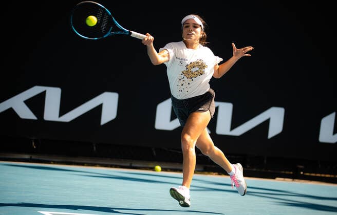 January 15, 2022, MELBOURNE, AUSTRALIA: Camila Osorio of Colombia during practice ahead of the 2022 Australian Open Grand Slam tennis tournament MELBOURNE AUSTRALIA - ZUMAa181 20220115_zaa_a181_101 Copyright: xRobxPrangex