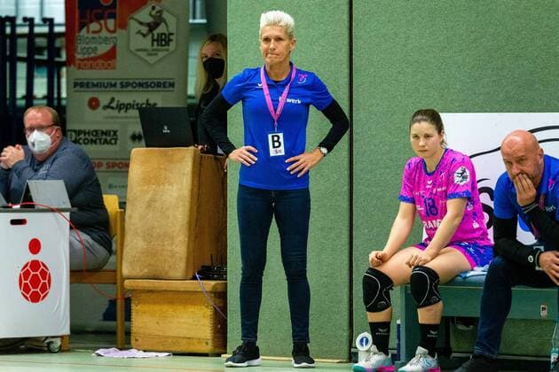 Edina Rott (Trainerin TuS Metzingen) HSG Blomberg-Lippe vs. TuS Metzingen, Handball, 1. Bundesliga Frauen, 12. Spieltag, 15.01.2022 Blomberg Copyright: xEibner-Pressefotox xJanxStrohdiekx EP_JSK