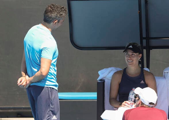 Franco Bianco und Angelique Kerber (GER) waehrend einer Trainingseinheit, Training, Copyright: xJuergenxHasenkopfx