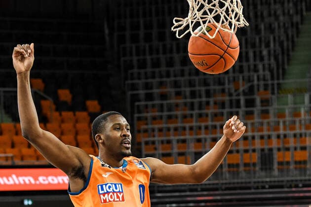 GER, BBL, ratiopharm ulm vs medi Bayreuth 16.01.2022, ratiopharm arena, Neu-Ulm, GER, BBL, ratiopharm ulm vs medi Bayreuth, im Bild Semaj Christon (Ulm, 0)