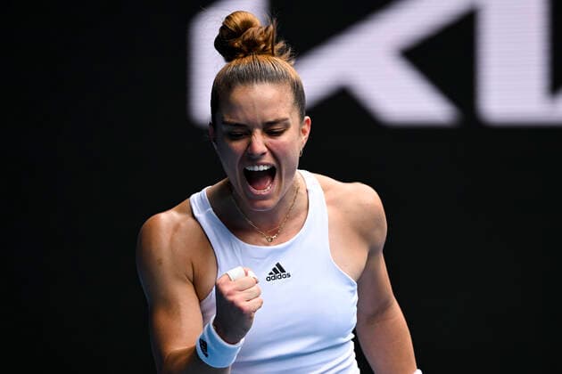 TENNIS AUSTRALIAN OPEN, Maria Sakkari of Greece reacts during her first Round Women s singles match match against Tatjana Maria of Germany on Day 1 of the Australian Open, at Melbourne Park, in Melbourne, Monday, January 17, 2022. ( NO ARCHIVING, EDITORIAL USE ONLY, NO USE IN BOOKS WITHOUT CONSENT MELBOURNE VIC AUSTRALIA  Copyright: xDAVExHUNTx 20220117001614094444