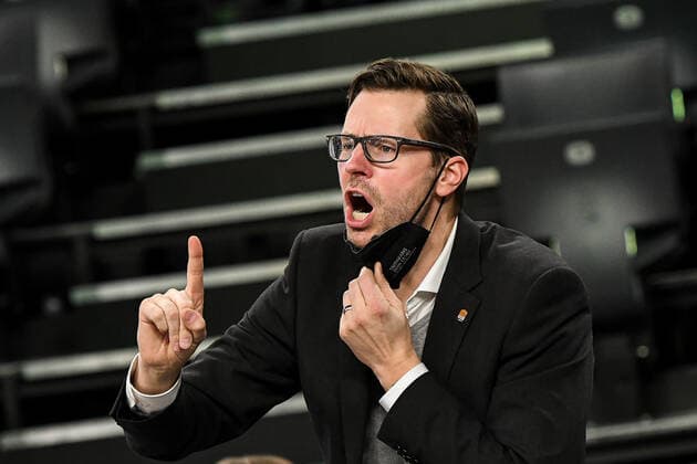 GER, BBL, ratiopharm ulm vs medi Bayreuth 16.01.2022, ratiopharm arena, Neu-Ulm, GER, BBL, ratiopharm ulm vs medi Bayreuth, im Bild Thorsten Leibenath (Ulm)