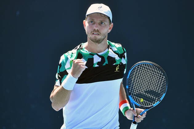 TENNIS AUSTRALIAN OPEN, James Duckworth of Australia reacts during their mens singles match against Adrian Mannarino of France on Day 1 of the Australian Open tennis tournament, at Melbourne Park, in Melbourne, Monday, January 17, 2022. ( NO ARCHIVING, EDITORIAL USE ONLY, NO USE IN BOOKS WITHOUT CONSENT MELBOURNE VIC AUSTRALIA  Copyright: xJAMESxROSSx 0147951388st