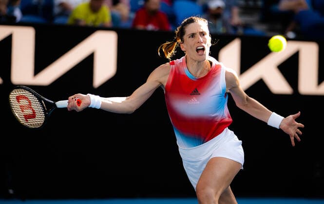 Sport Bilder des Tages January 17, 2022, MELBOURNE, AUSTRALIA: Andrea Petkovic of Germany in action during the first round of the 2022 Australian Open Grand Slam tennis tournament against Barbora Krejcikova of the Czech Republic MELBOURNE AUSTRALIA - ZUMAa181 20220117_zaa_a181_189 Copyright: xRobxPrangex