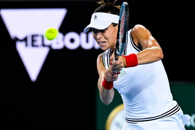 TENNIS AUSTRALIAN OPEN, Ajla Tomljanovic of Australia plays a shot during her first Round Women s singles match against Paula Badosa of Spain on Day 1 of the Australian Open, at Melbourne Park, in Melbourne, Monday, January 17, 2022. ( NO ARCHIVING, EDITORIAL USE ONLY, NO USE IN BOOKS WITHOUT CONSENT MELBOURNE VIC AUSTRALIA  Copyright: xDEANxLEWINSx 20220117001614195179