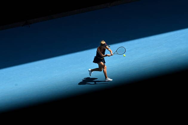 TENNIS AUSTRALIAN OPEN, Magdalena Frech of Poland plays a shot during her first round Women?s singles match against Simona Halep of Romania on Day 2 of the Australian Open, at Melbourne Park, in Melbourne, Tuesday, January 18, 2022. ( NO ARCHIVING, EDITORIAL USE ONLY, NO USE IN BOOKS WITHOUT CONSENT MELBOURNE VIC AUSTRALIA  Copyright: xJOELxCARRETTx 20220118001614386003