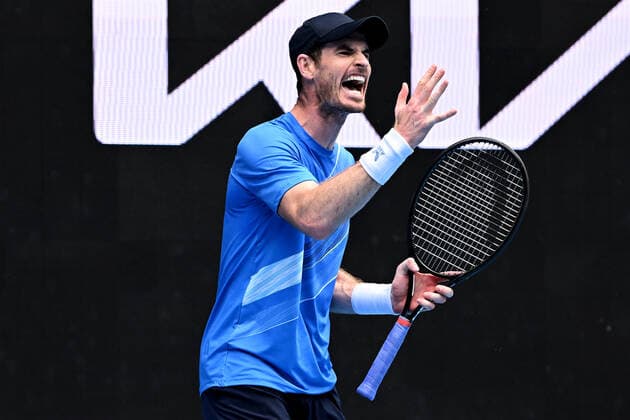 TENNIS AUSTRALIAN OPEN, Andy Murray of Great Britain reacts during the first round Men?s singles match against Nikoloz Basilashvili of Georgia on Day 2 of the Australian Open, at Melbourne Park, in Melbourne, Tuesday, January 18, 2022. ( NO ARCHIVING, EDITORIAL USE ONLY, NO USE IN BOOKS WITHOUT CONSENT MELBOURNE VIC AUSTRALIA  Copyright: xDAVExHUNTx 20220118001614390647