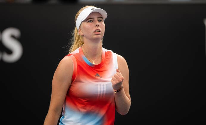 January 18, 2022, MELBOURNE, AUSTRALIA: Clara Tauson of Denmark in action during the first round of the 2022 Australian Open Grand Slam tennis tournament against Astra Sharma of Australia MELBOURNE AUSTRALIA - ZUMAa181 20220118_zaa_a181_130 Copyright: xRobxPrangex
