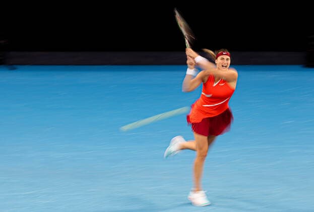 (220118) -- MELBOURNE, Jan. 18, 2022 -- Aryna Sabalenka of Belarus hits a return during the Women s Singles first round match against Storm Sanders of Australia at Australian Open in Melbourne Park in Melbourne, Australia, on Jan. 18, 2022. ) (SP)AUSTRALIA-MELBOURNE-TENNIS-AUSTRALIAN OPEN-WOMEN S SINGLES BaixXuefei 
