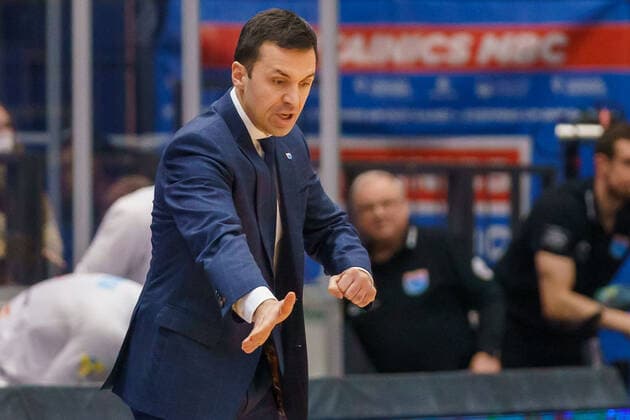 Igor Jovovic (Head Coach MBC), Syntainics MBC vs. EWE Baskets Oldenburg, Basketball Bundesliga, Maenner, 2021 2022, 12. Spieltag, Nachholspiel, 18.01.2022, Syntainics MBC vs. EWE Baskets Oldenburg, Basketball Bundesliga, Maenner, 2021 2022, 12. Spieltag, Nachholspiel, 18.01.2022, Weissenfels Copyright: xEibner-Pressefoto EckehardxSchulzx EP_EER