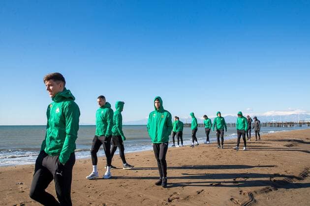 SOCCER - BL, Rapid, training camp BELEK,TURKEY,19.JAN.2022 - SOCCER - ADMIRAL Bundesliga, SK Rapid Wien, training camp. Image shows players of Rapid.  GEPAxpictures xPhilippxBrem