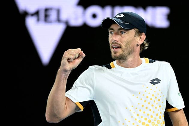 TENNIS AUSTRALIAN OPEN, John Millman of Australia gestures during his second round Men?s singles match against Alexander Zverev of Germany on Day 3 of the Australian Open, at Melbourne Park, in Melbourne, Wednesday, January 19, 2022. ( NO ARCHIVING, EDITORIAL USE ONLY, NO USE IN BOOKS WITHOUT CONSENT MELBOURNE VIC AUSTRALIA  Copyright: xDAVExHUNTx 20220119001614707844