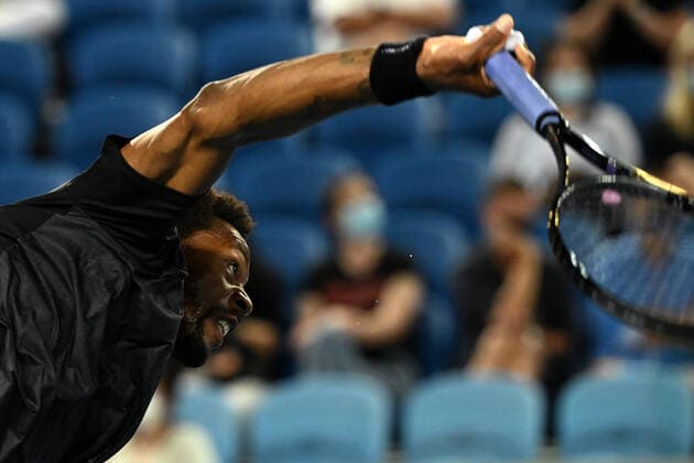 TENNIS AUSTRALIAN OPEN, Gael Monfils of France serves during his second round Men?s singles match against Alexander Bublik of Khazakstan on Day 3 of the Australian Open, at Melbourne Park, in Melbourne, Wednesday, January 19, 2022. ( NO ARCHIVING, EDITORIAL USE ONLY, NO USE IN BOOKS WITHOUT CONSENT MELBOURNE VIC AUSTRALIA  Copyright: xDEANxLEWINSx 20220119001614716420